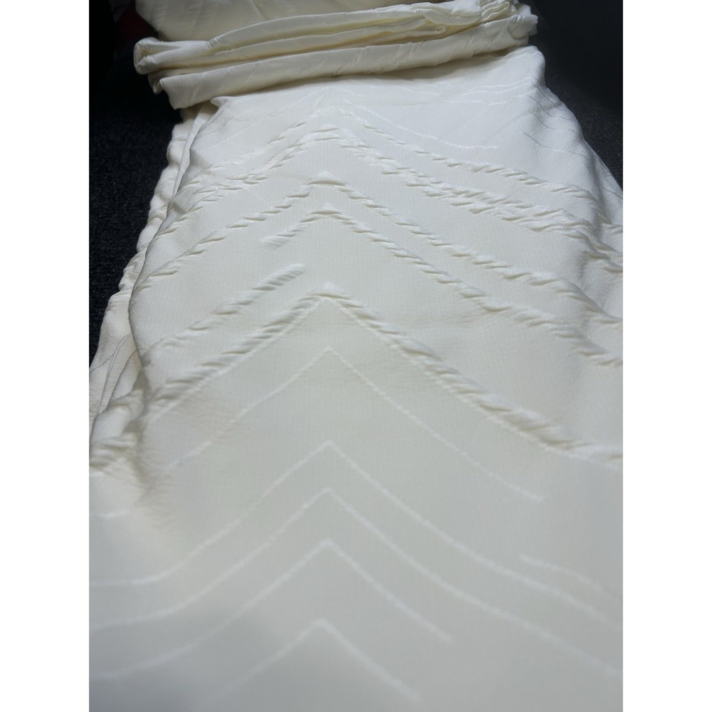 Yasmeng, Ivory/Cream Queen Duvet Cover Set